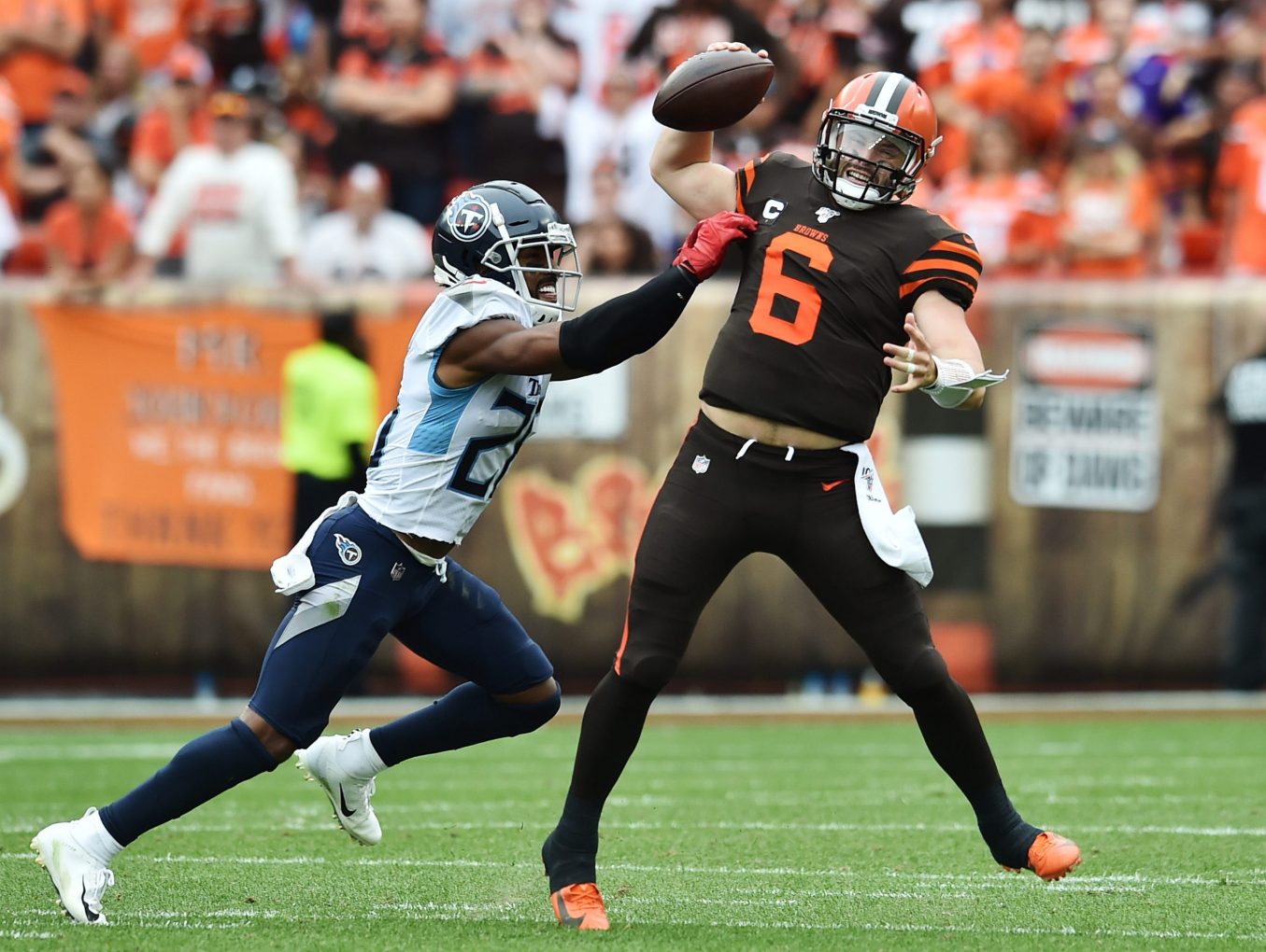 &apos;Adversity is hitting early,&apos; as Browns&apos; Baker Mayfield-OBJ era opens with loss to Titans