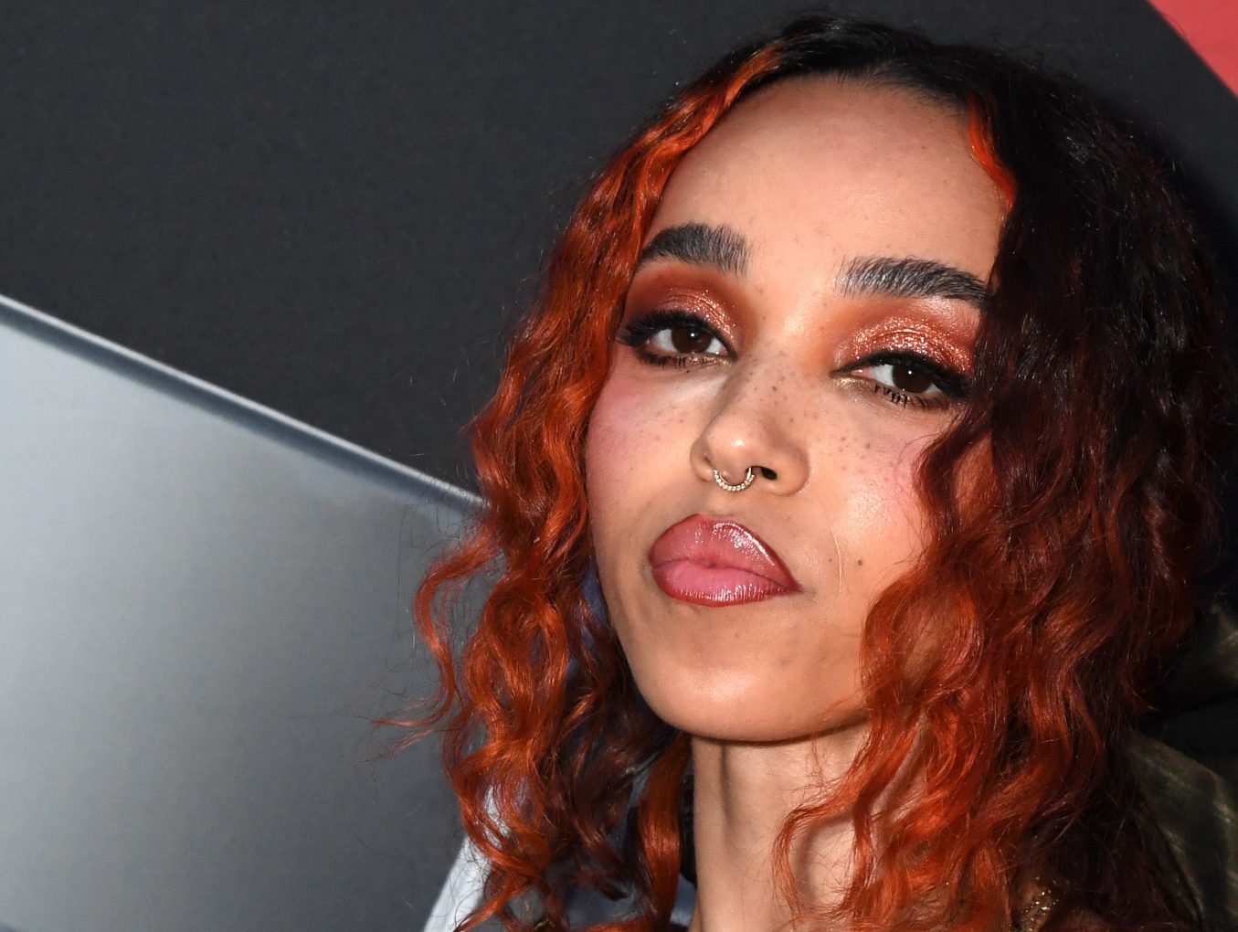 FKA twigs’ New Album Magdalene Features Nicolas Jaar, Future, More