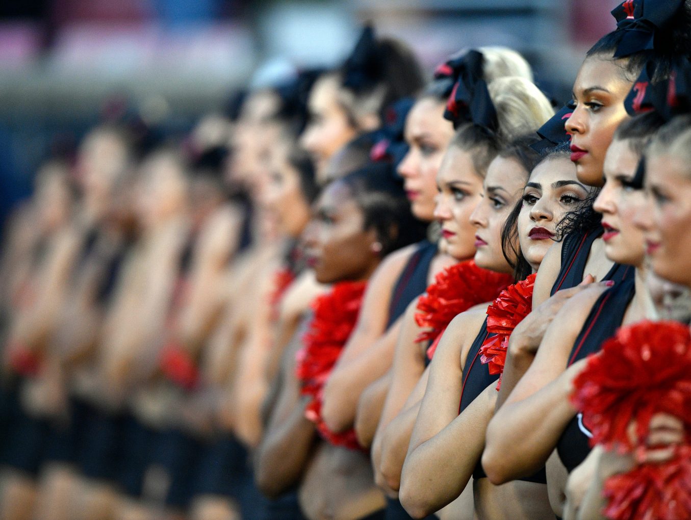 Meet Louisville&apos;s Elizabeth Scott, the dancer who suffered a broken nose on national TV