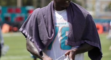 Opinion: Tanking for Tua? Dolphins fire sale of Laremy Tunsil, Kenny Stills sends NFL message