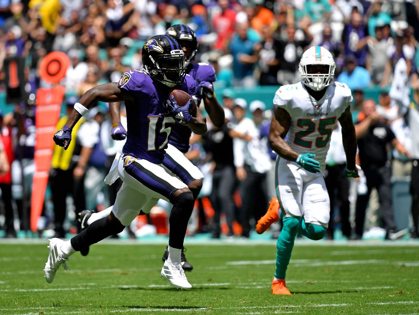 Ravens rookie Marquise Brown scores 2 touchdowns on first 2 NFL catches