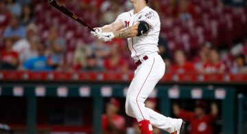 Reds&apos; Michael Lorenzen accomplishes feat not seen since Babe Ruth