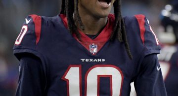 Texans WR DeAndre Hopkins felt &apos;like I&apos;m a slave again&apos; after late owner&apos;s comments in 2017