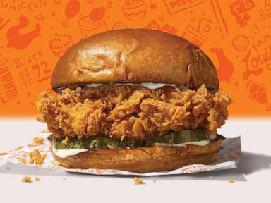 Texas Popeye's ran out of chicken sandwiches, man pulls gun